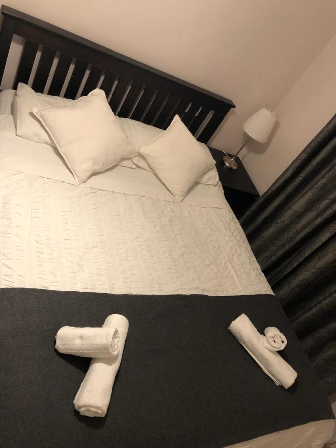 Lovely One Bed Apartment To Rent Londen Buitenkant foto