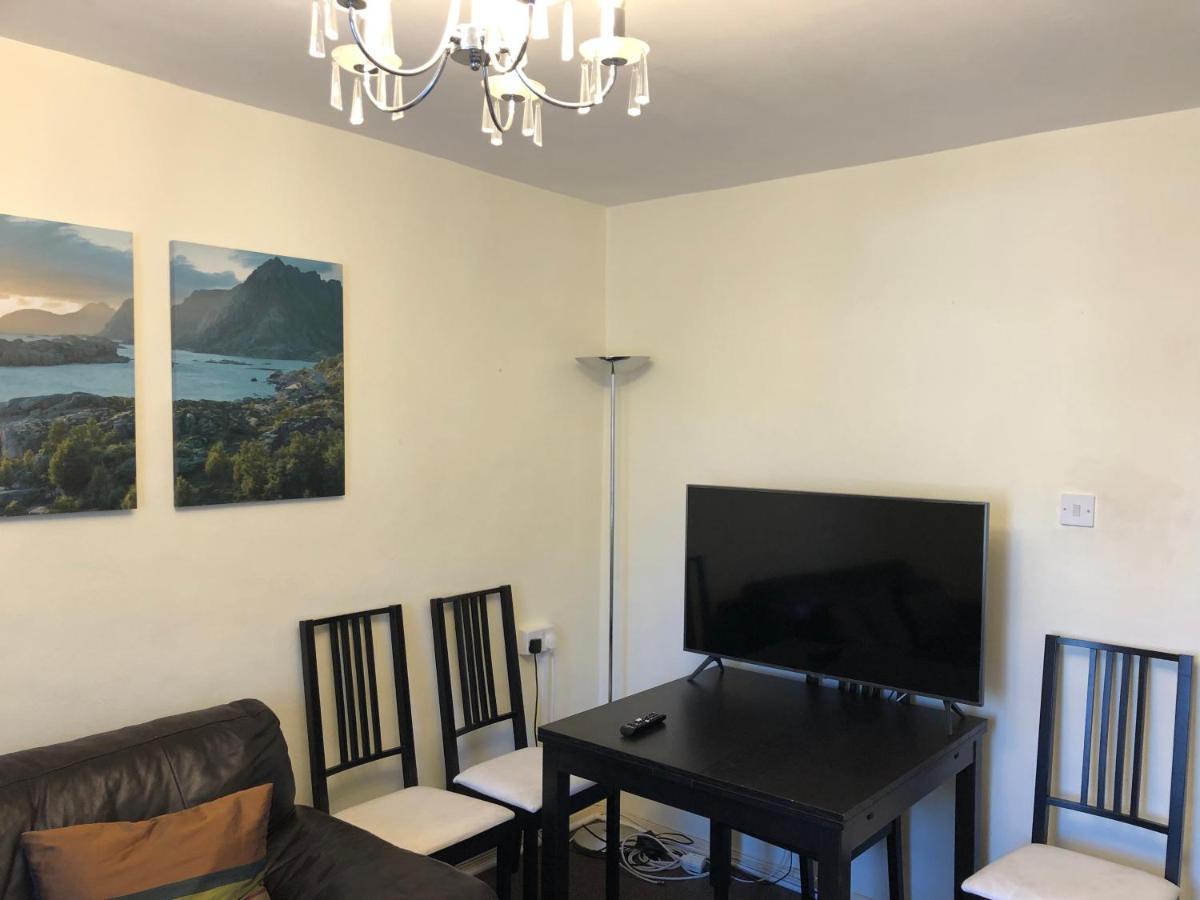 Lovely One Bed Apartment To Rent Londen Buitenkant foto