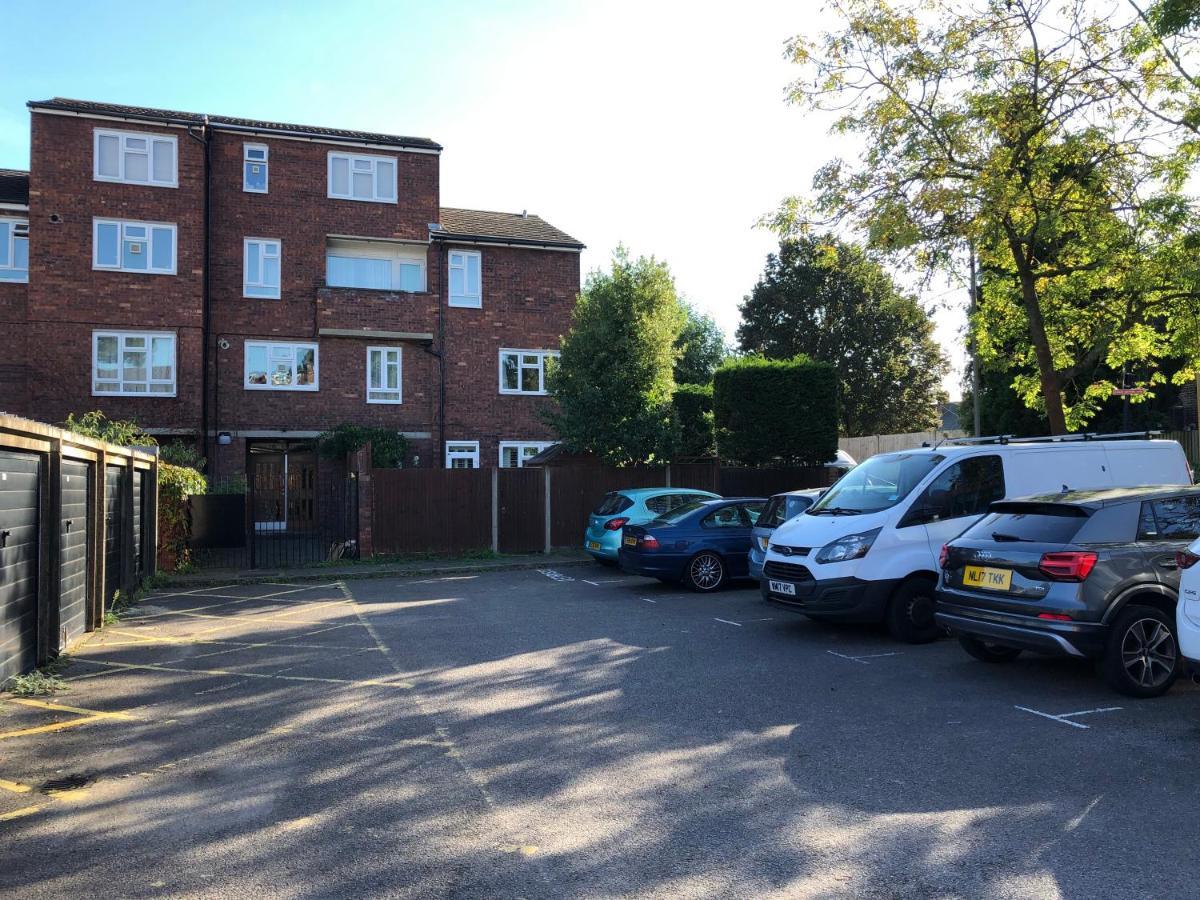 Lovely One Bed Apartment To Rent Londen Buitenkant foto