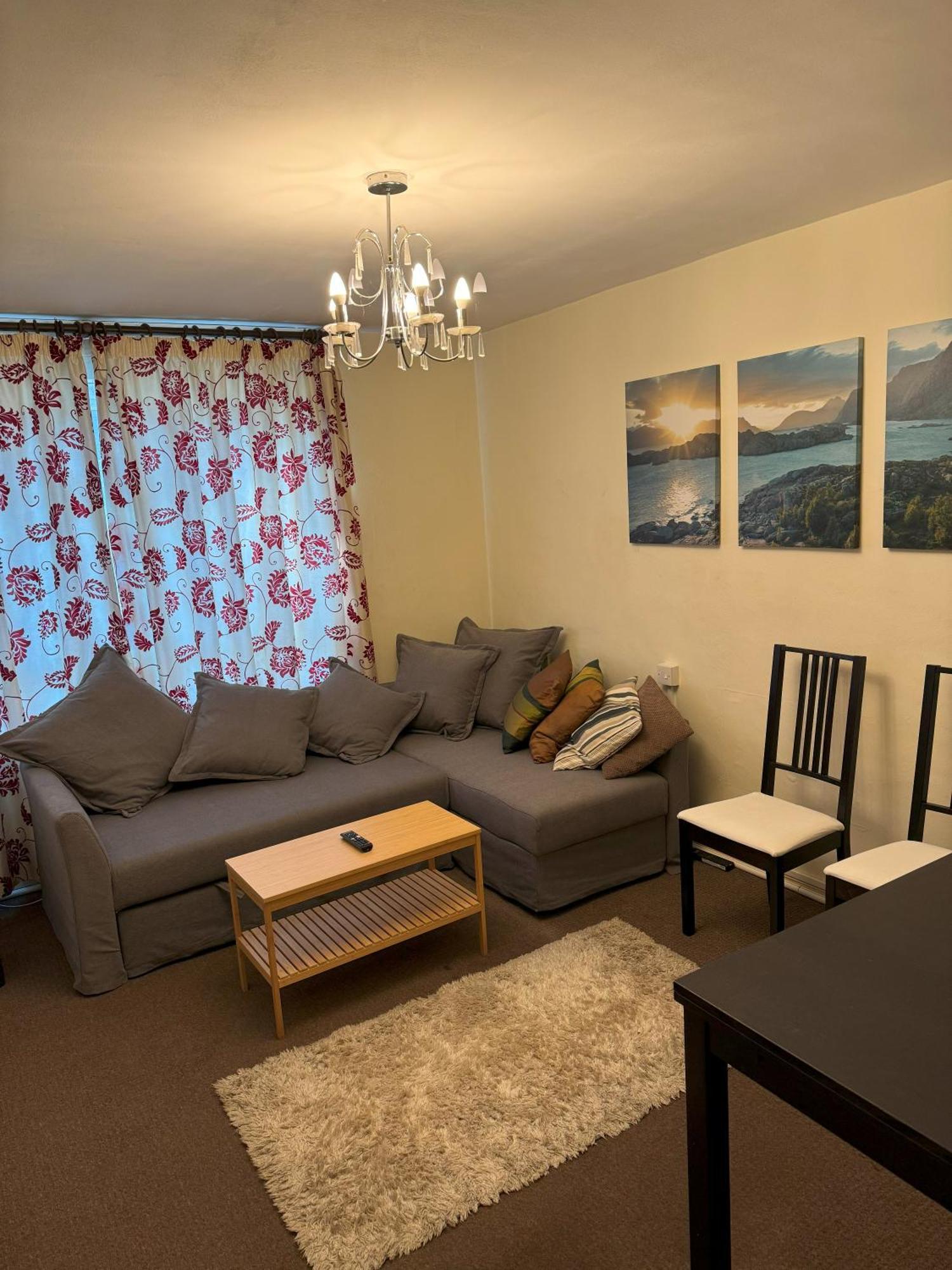 Lovely One Bed Apartment To Rent Londen Buitenkant foto
